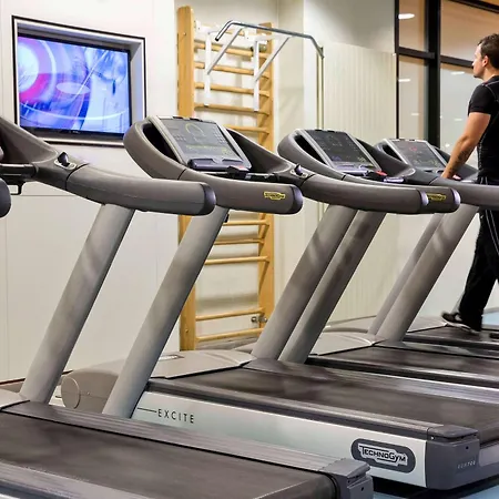 Novotel Paris Cdg Convention 4* ロワシー・アン・フランス