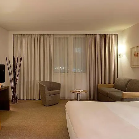 מלון Novotel Paris Cdg Convention 4*