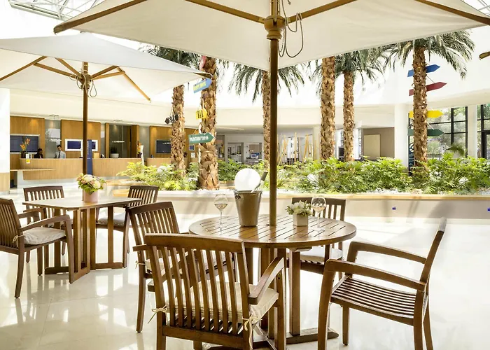 Novotel Paris Cdg Convention 4*